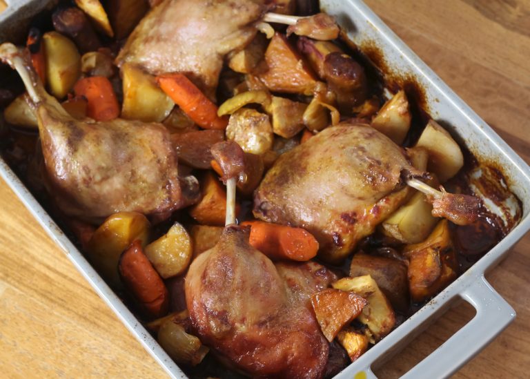 Fondant de cuisses de canard aux légumes-racines - Canards du Lac Brome